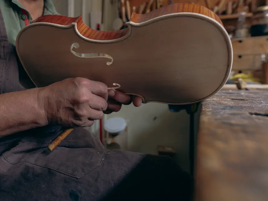 reparation lutherie à Rennes reparation lutherie Bretagne